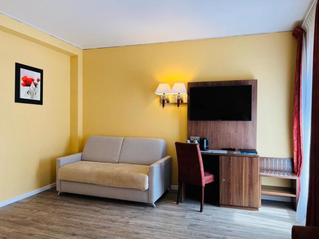 Hotel Capitole Beausoleil Dış mekan fotoğraf